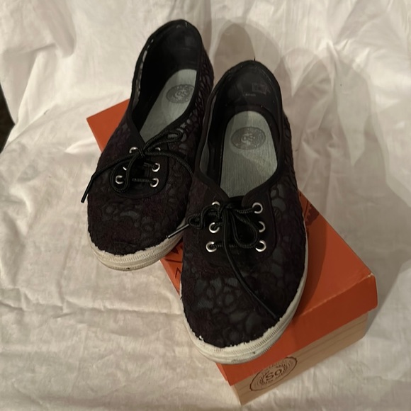 SO lace flats - Picture 1 of 10